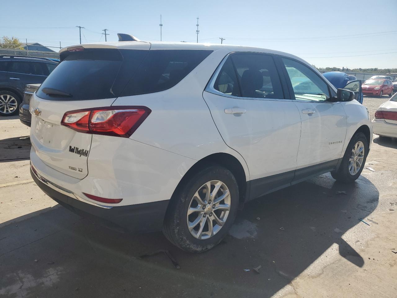 Image 3 of 2020 CHEVROLET EQUINOX LT 2020 with VIN 2GNAXUEV6L6189865