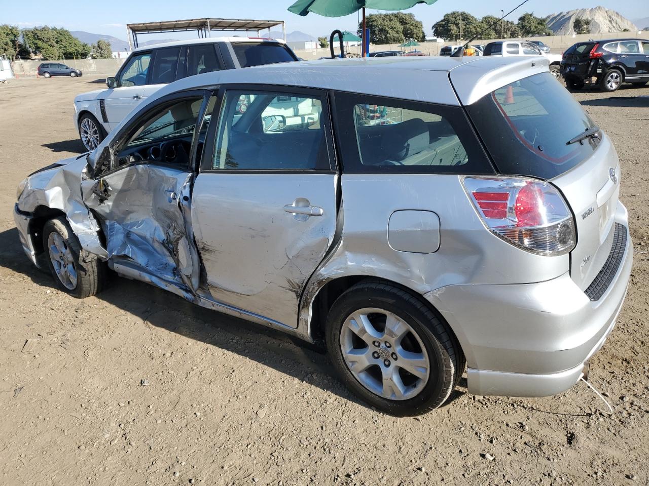 Image 2 of 2005 TOYOTA COROLLA MATRIX XR 2005 with VIN 2T1KR32E85C379187