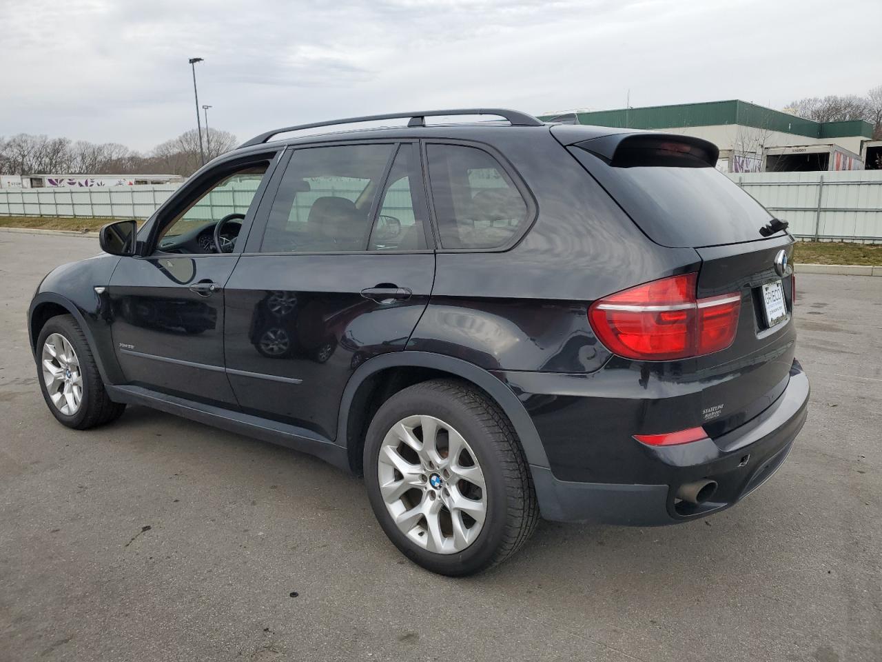Изображение 2 2013 BMW X5 XDRIVE35I 2013 с VIN 5UXZV4C55D0B06314