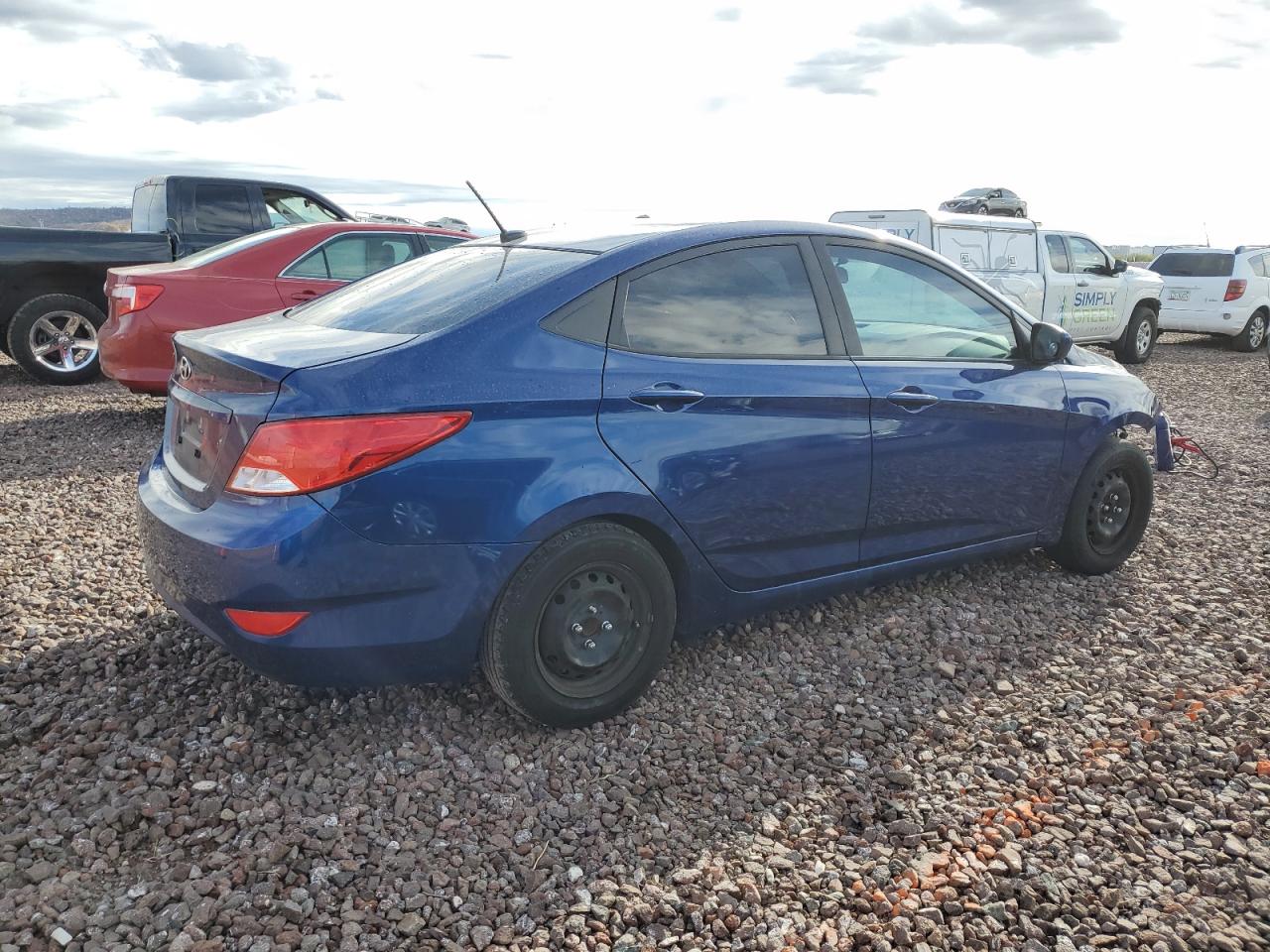 Изображение 3 2017 HYUNDAI ACCENT SE 2017 с VIN KMHCT4AE5HU213354