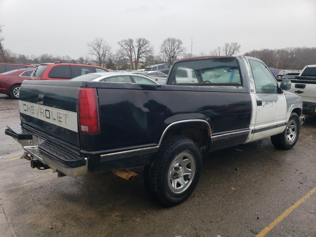 Изображение 3 1988 CHEVROLET GMT-400 C2500 1988 с VIN 2GCFC24K4J1107857