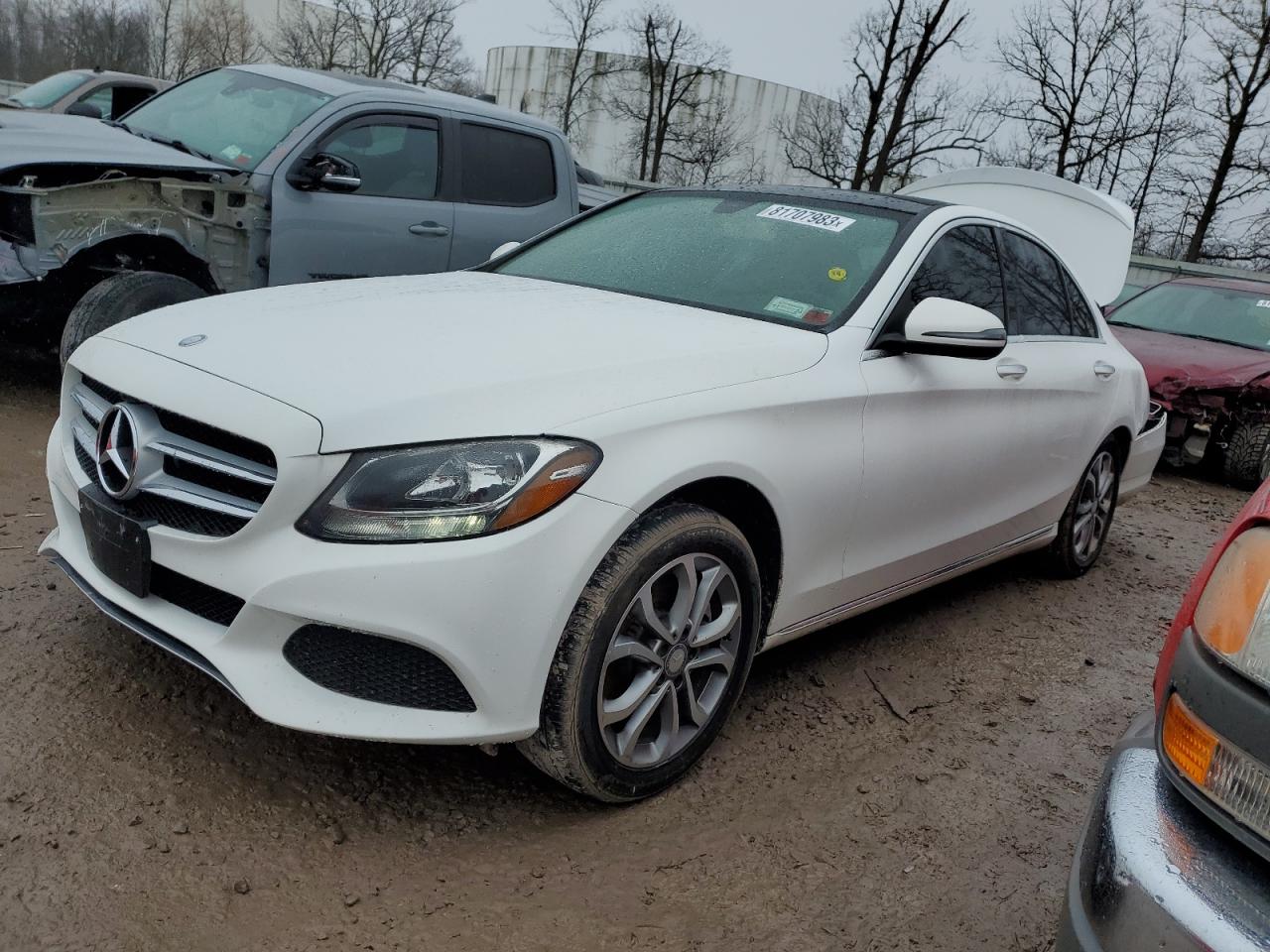 Obraz 1 z 2016 MERCEDES-BENZ C 300 4MATIC 2016 z VIN 55SWF4KB6GU100046