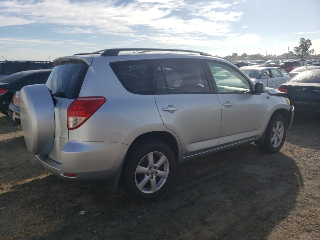 Image 3 of 2008 TOYOTA RAV4 LIMITED 2008 with VIN JTMZD31V085082575