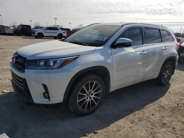 Image 1 of 2017 TOYOTA HIGHLANDER SE 2017 with VIN 5TDJZRFHXHS390870