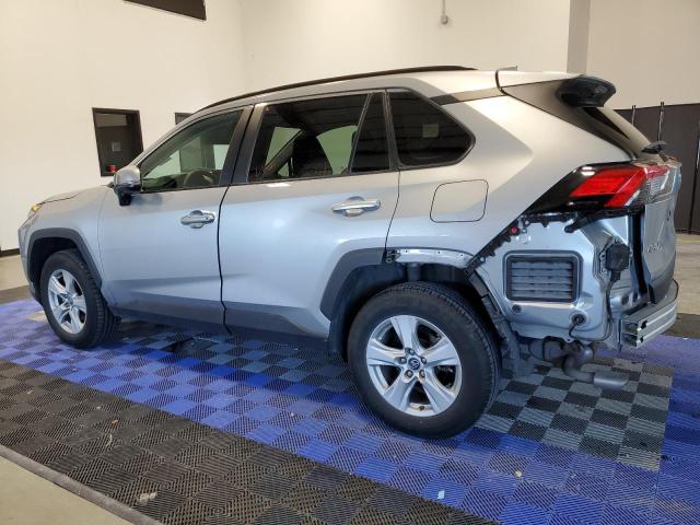 Изображение 2 2021 TOYOTA RAV4 XLE 2021 с VIN 2T3W1RFV2MW118647