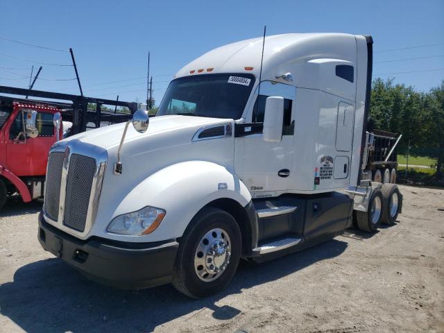 Image 2 of 2016 KENWORTH CONSTRUCTION T680 2016 with VIN 1XKYD49X4GJ491406