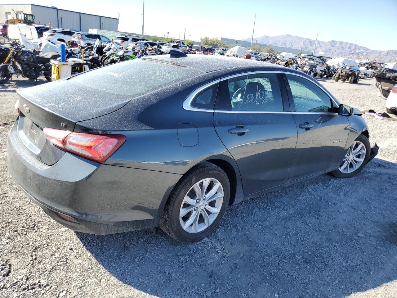 Obraz 3 z 2021 CHEVROLET MALIBU LT 2021 z VIN 1G1ZD5ST4MF025771
