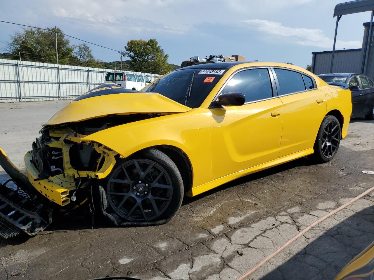 Изображение 1 2017 DODGE CHARGER R/T 2017 с VIN 2C3CDXCT8HH545889