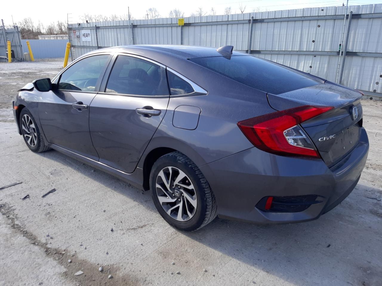 Изображение 2 2017 HONDA CIVIC EX 2017 с VIN 19XFC2F70HE059277