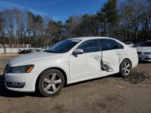 Image 1 of 2015 VOLKSWAGEN PASSAT S 2015 with VIN 1VWAT7A30FC095628