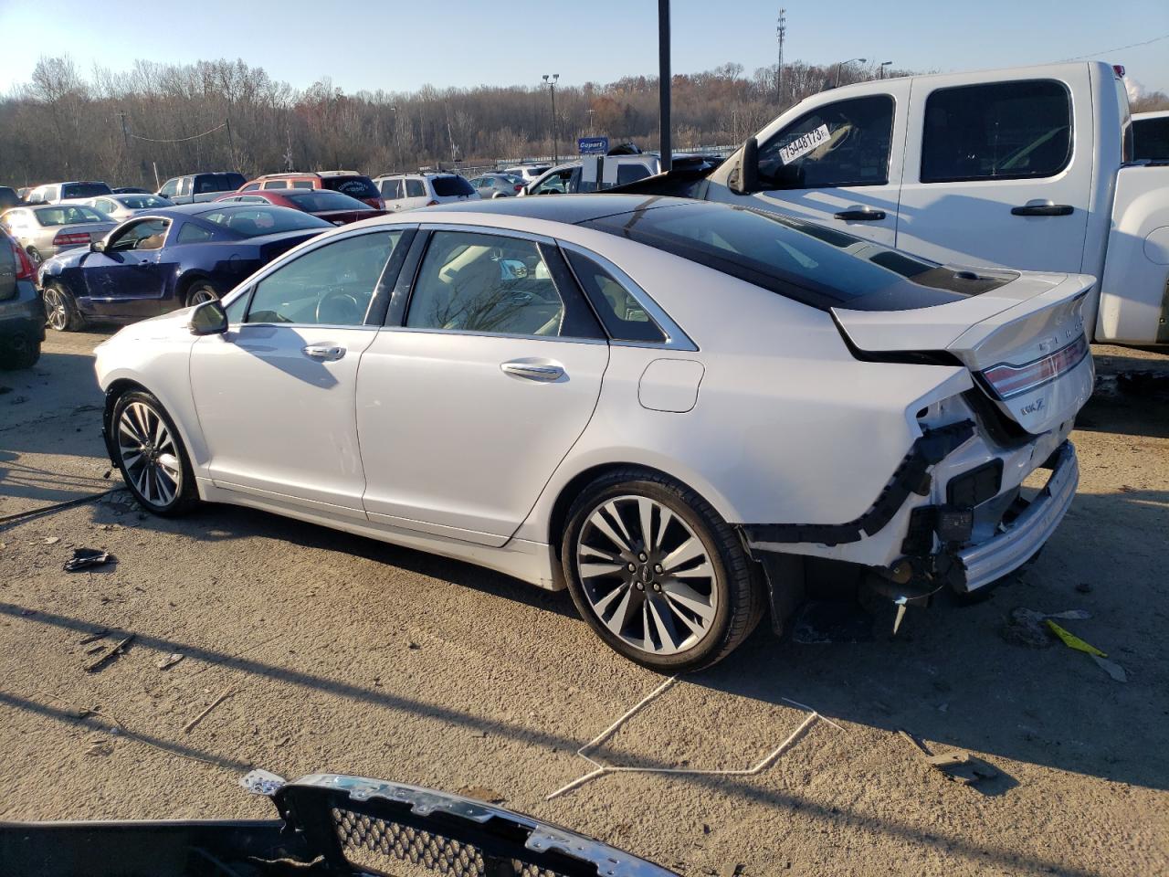 Изображение 2 2019 LINCOLN MKZ RESERVE II 2019 с VIN 3LN6L5MU0KR610636