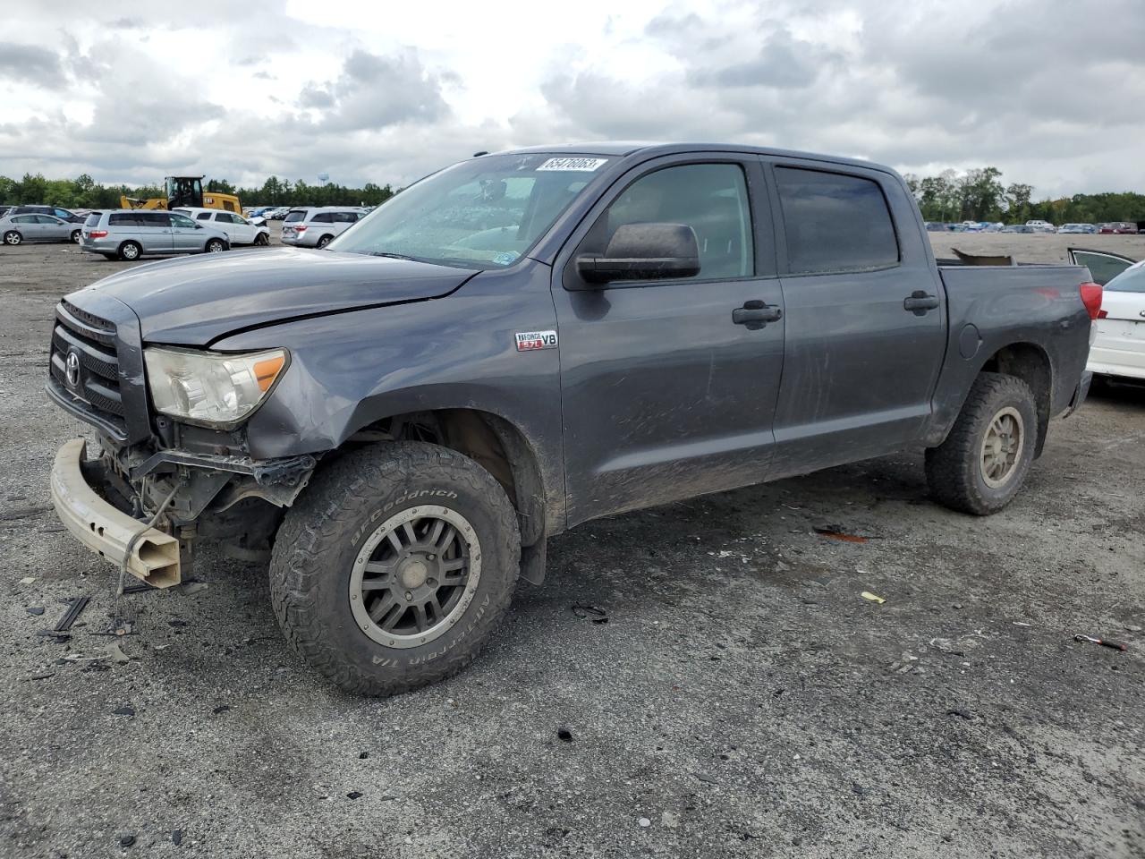2013 TOYOTA TUNDRA CREWMAX SR5 2013 image