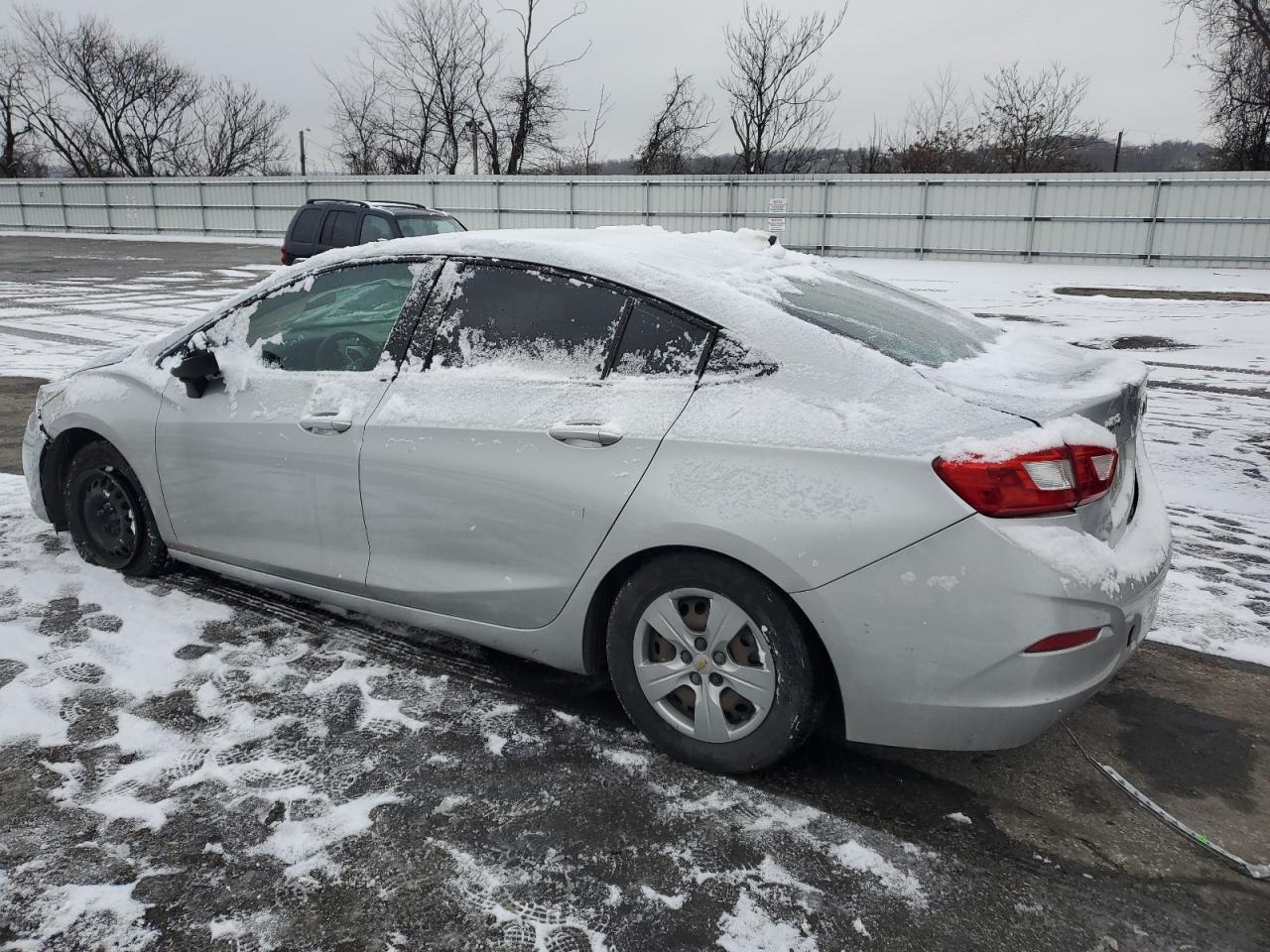 Изображение 2 2017 CHEVROLET CRUZE LS 2017 с VIN 1G1BC5SM3H7172094