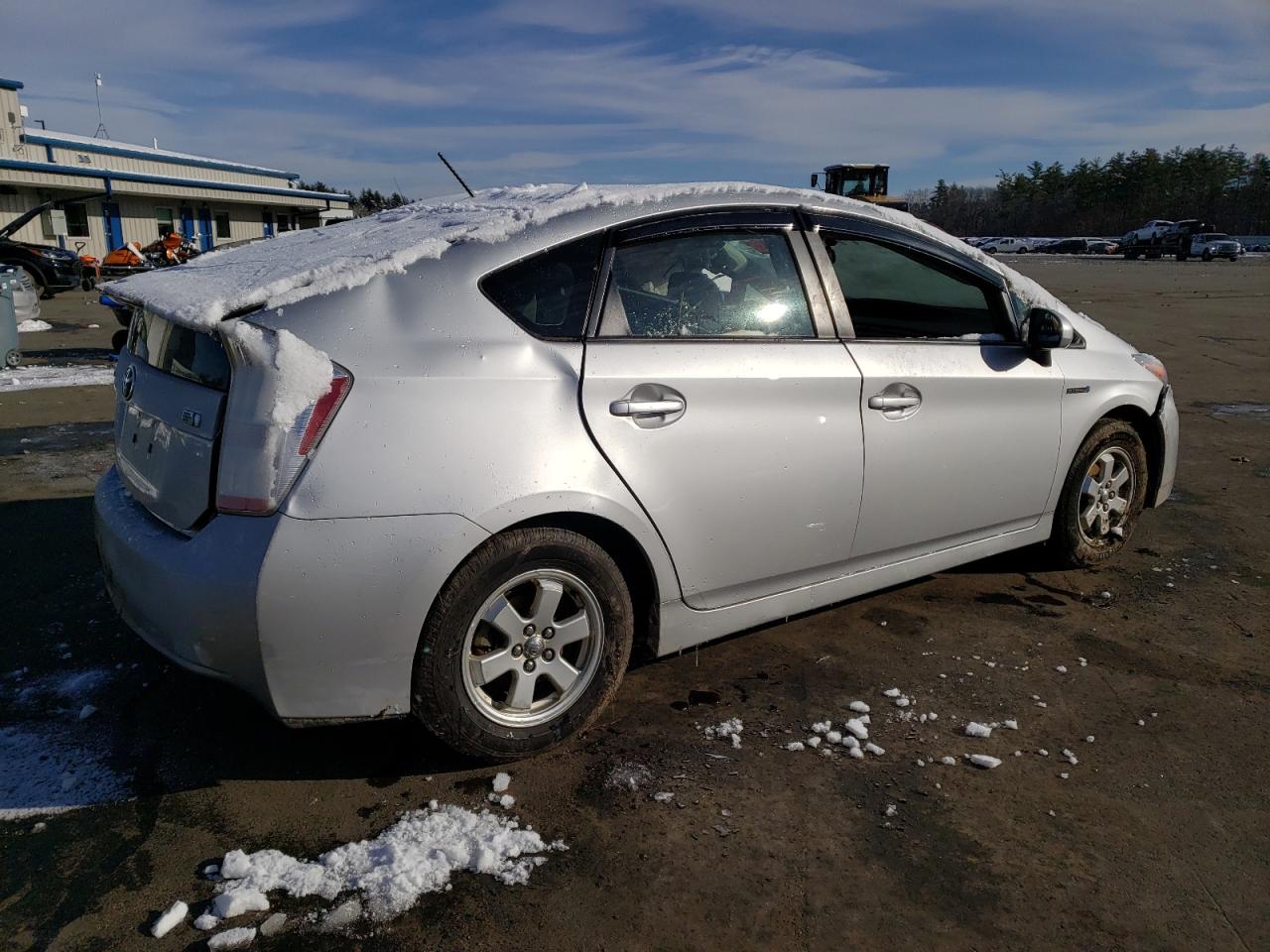 Image 3 of 2010 TOYOTA PRIUS  2010 with VIN JTDKN3DU2A0005761