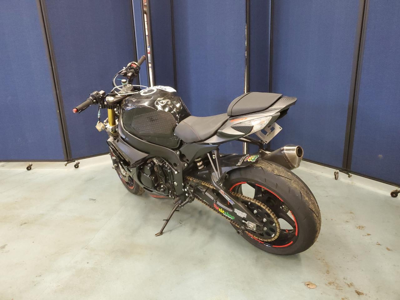 Obraz 3 z 2019 SUZUKI GSX-R750  2019 z VIN JS1GR7MA6K7100575