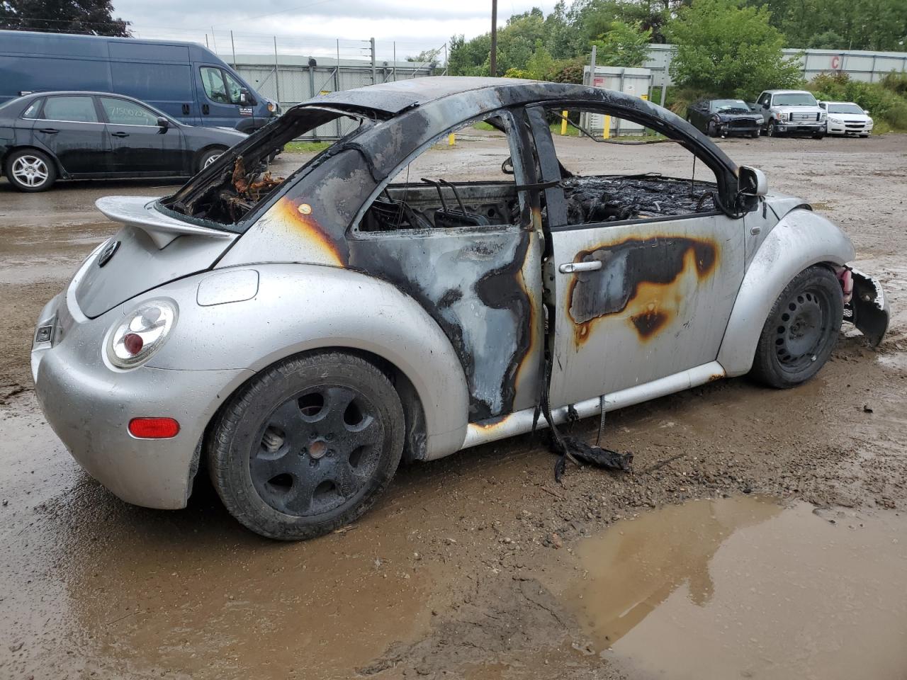 Image 3 of 1999 VOLKSWAGEN NEW BEETLE GLS 1999 with VIN 3VWCD21C0XM448118