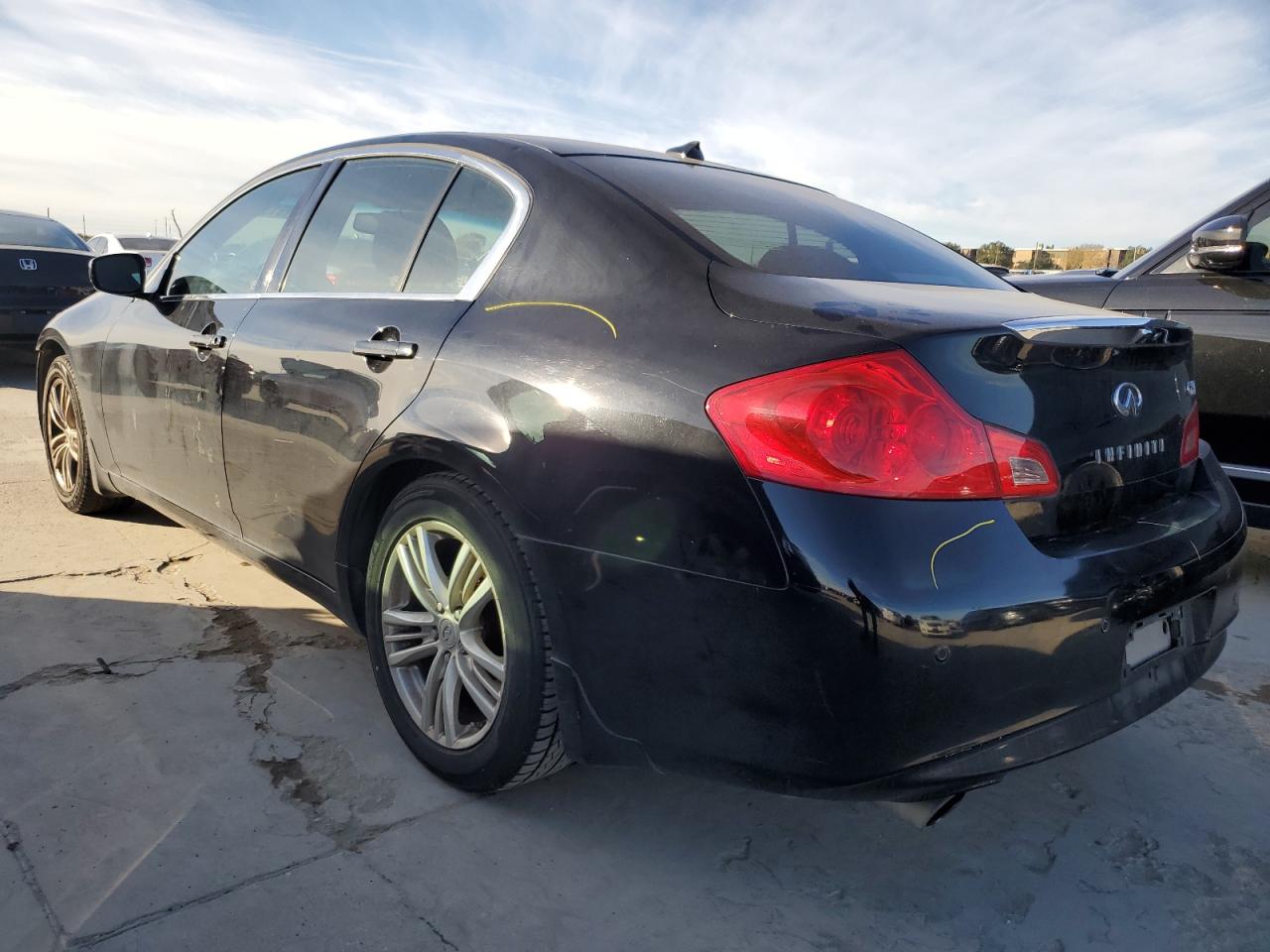 Obraz 2 z 2010 INFINITI G37 BASE 2010 z VIN JN1CV6AP1AM200492