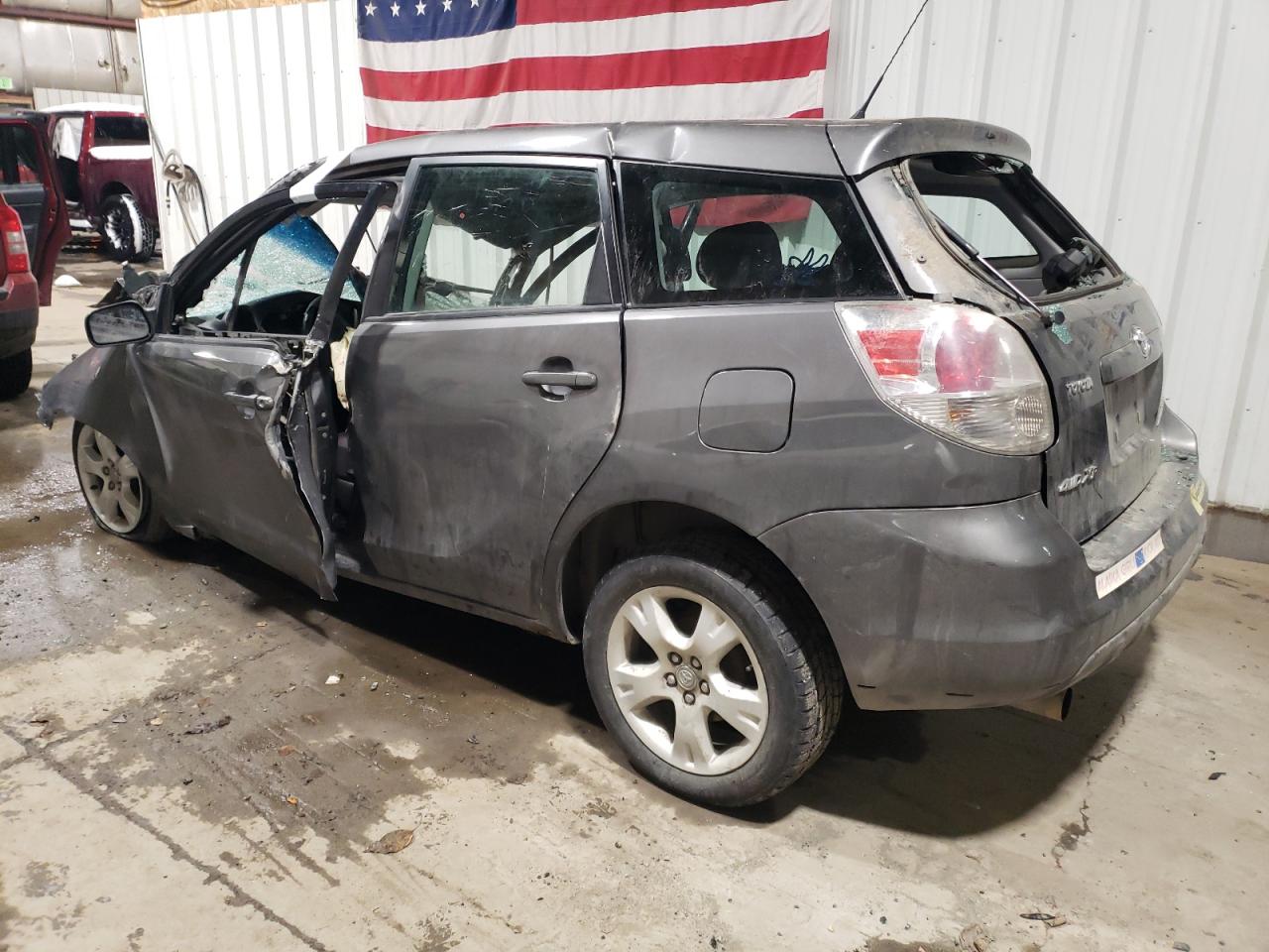 Image 2 of 2005 TOYOTA COROLLA MATRIX BASE 2005 with VIN 2T1LR32E65C344555