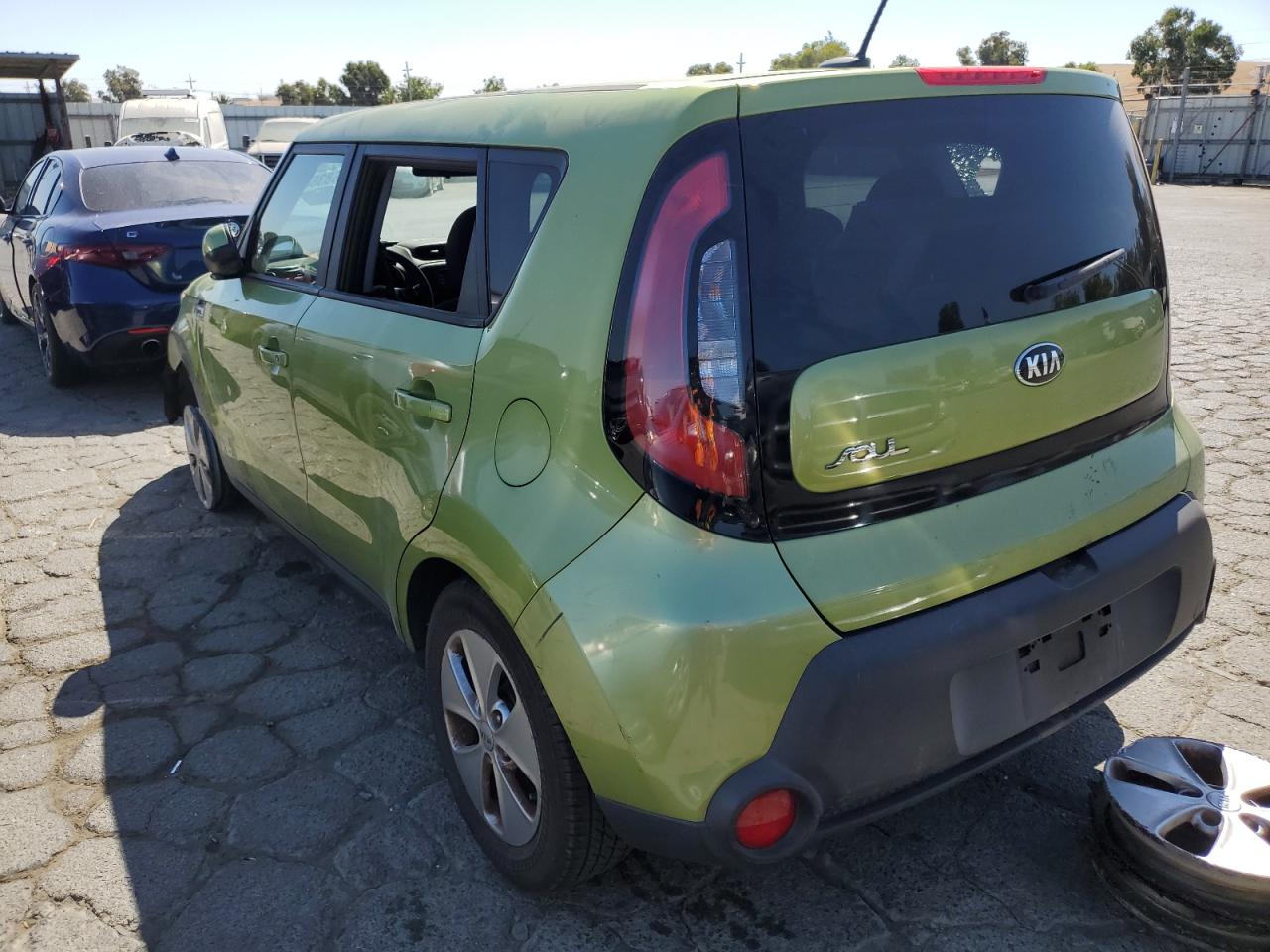 Image 2 of 2015 KIA SOUL  2015 with VIN KNDJN2A29F7754791