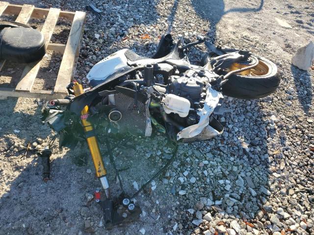 Obraz 2022 YAMAHA YZFR7  2022