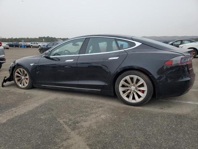 Obraz 2 z 2016 TESLA MODEL S  2016 z VIN 5YJSA1E43GF157279