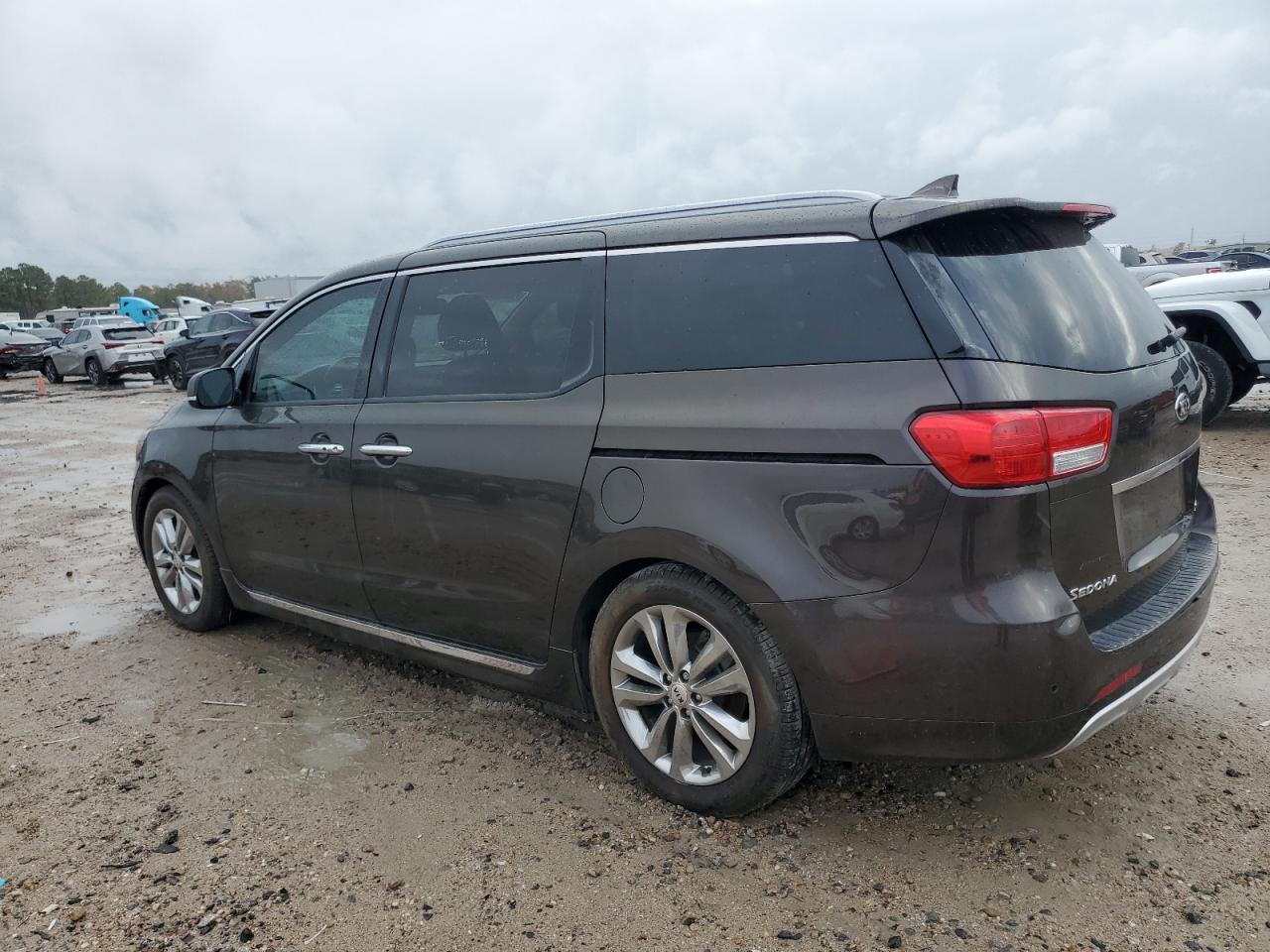 Obraz 2 z 2018 KIA SEDONA SXL 2018 z VIN KNDME5C16J6381727