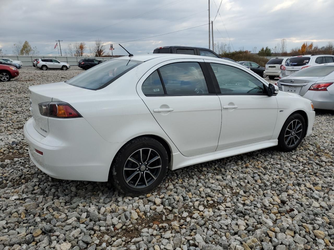 Image 3 of 2017 MITSUBISHI LANCER ES 2017 with VIN JA32U2FU2HU004864