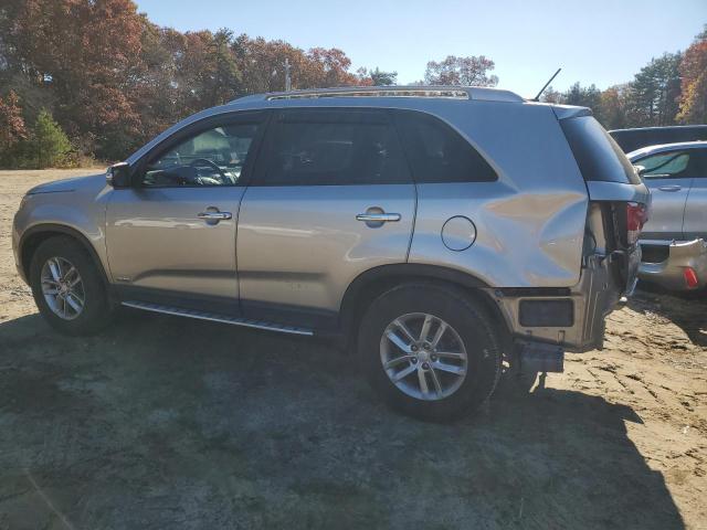 Image 2 of 2014 KIA SORENTO LX 2014 with VIN 5XYKTDA67EG473129