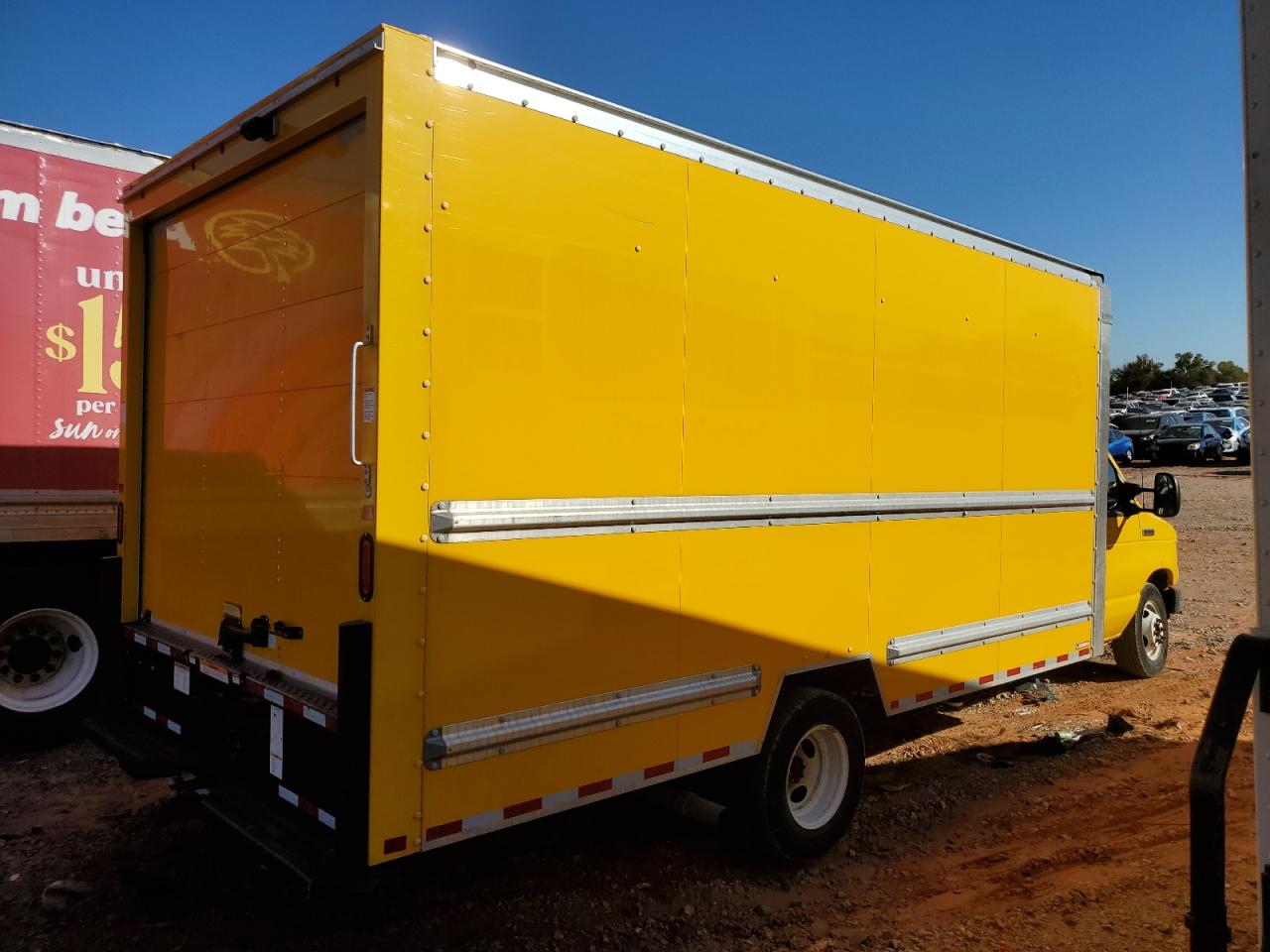Image 3 of 2021 FORD ECONOLINE E350 SUPER DUTY CUTAWAY VAN 2021 with VIN 1FDWE3FN7MDC03204