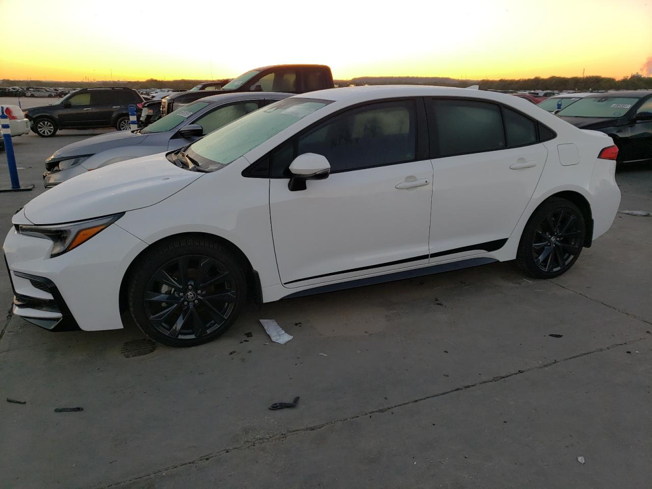 Изображение 1 2023 TOYOTA COROLLA SE 2023 с VIN 5YFS4MCEXPP153853