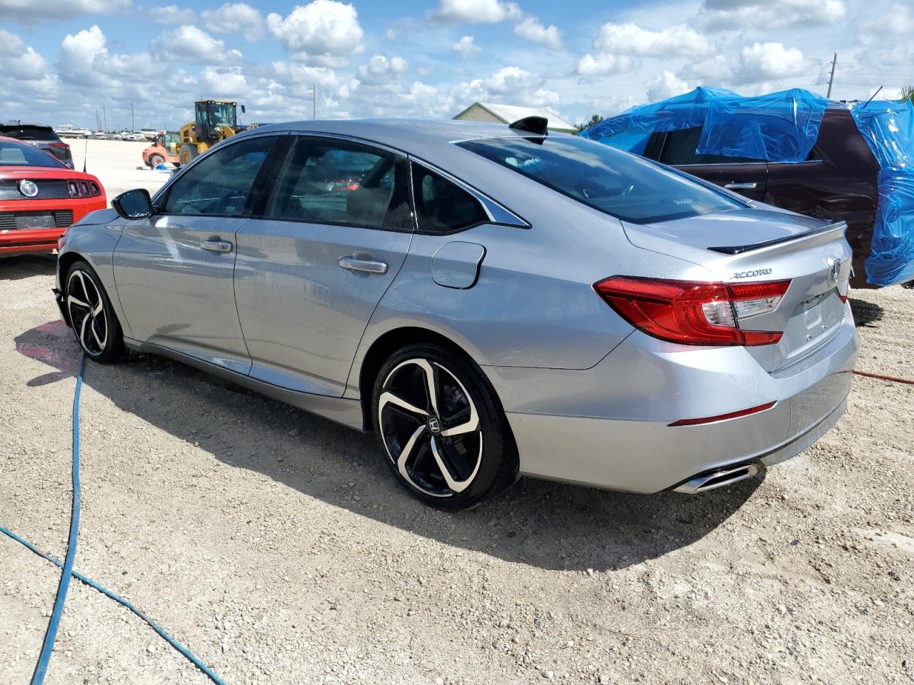 Изображение 2 2022 HONDA ACCORD SPORT 2022 с VIN 1HGCV1F37NA095794