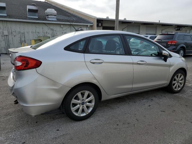 Изображение 3 2013 FORD FIESTA SE 2013 с VIN 3FADP4BJ7DM117920