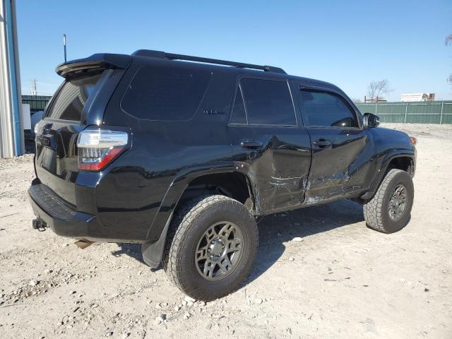 Image 3 of 2020 TOYOTA 4RUNNER SR5/SR5 PREMIUM 2020 with VIN JTEBU5JRXL5799313