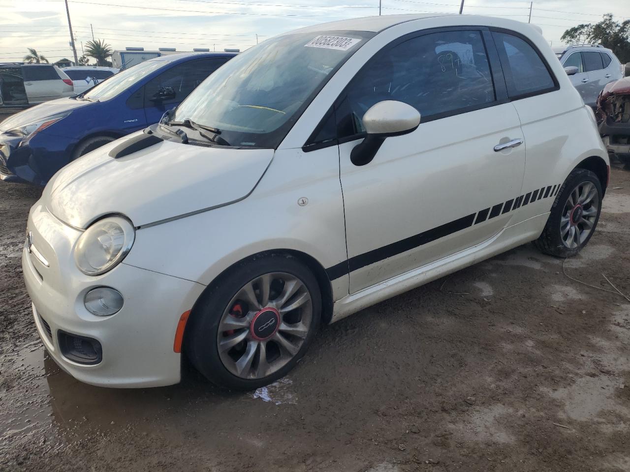 Obraz 1 z 2015 FIAT 500 SPORT 2015 z VIN 3C3CFFBR5FT527753
