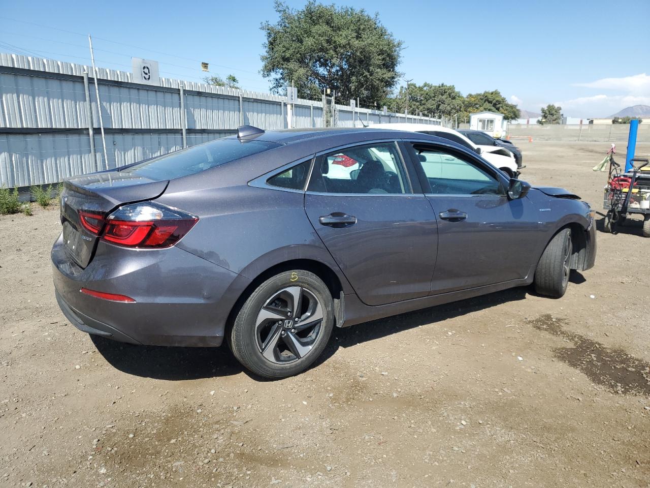 Image 3 of 2021 HONDA INSIGHT EX 2021 with VIN 19XZE4F52ME002364