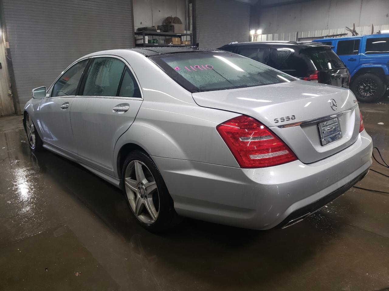 Изображение 2 2010 MERCEDES-BENZ S 550 4MATIC 2010 с VIN WDDNG8GB7AA323082