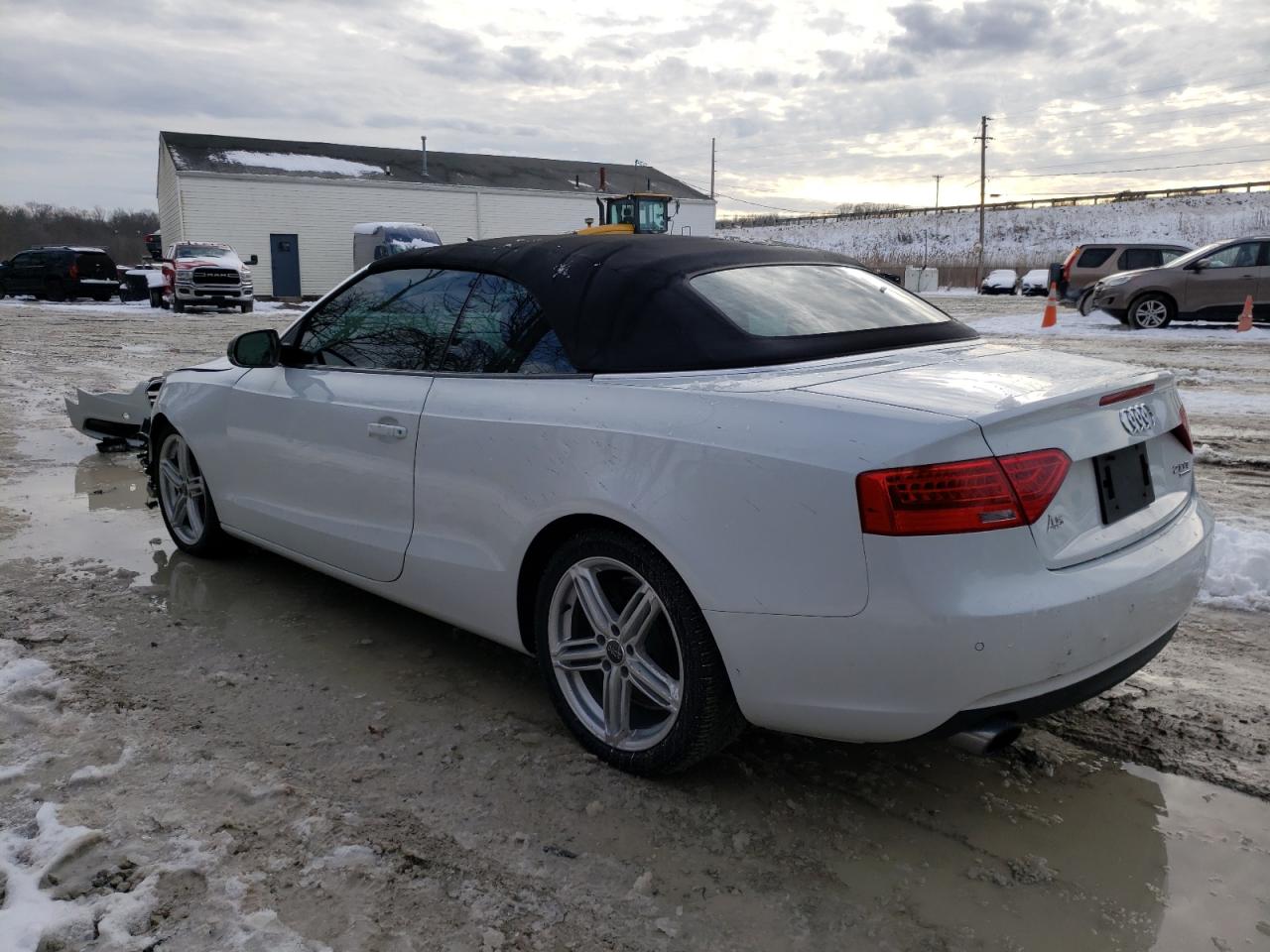 Изображение 2 2013 AUDI A5 PREMIUM PLUS 2013 с VIN WAULFAFH4DN007733