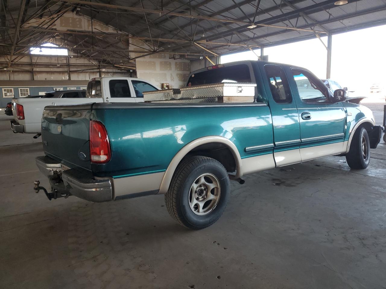 Image 3 of 1997 FORD F150  1997 with VIN 1FTDX1769VKD07823