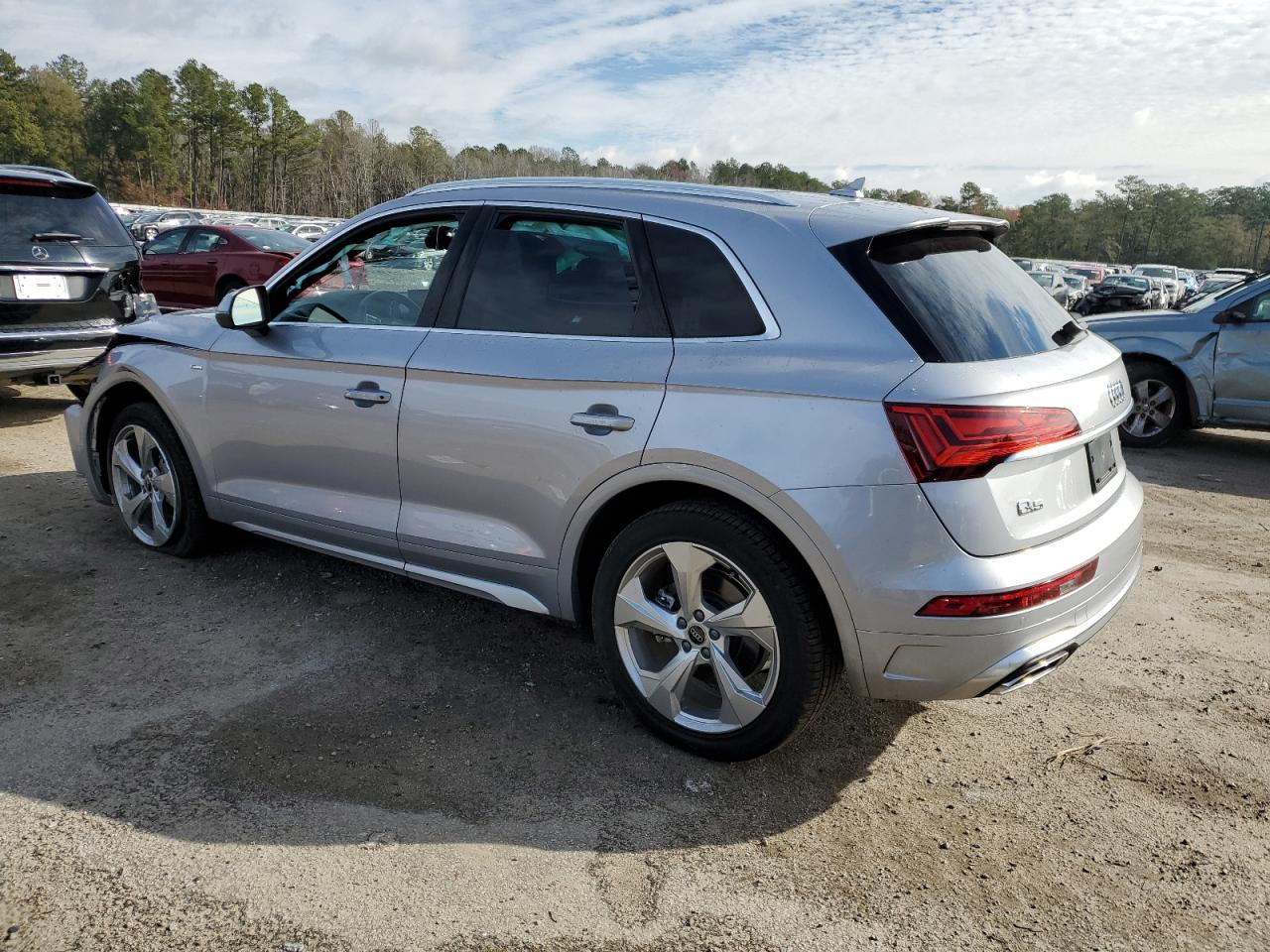 Obraz 2 z 2022 AUDI Q5 PREMIUM PLUS 45 2022 z VIN WA1EAAFY6N2092436