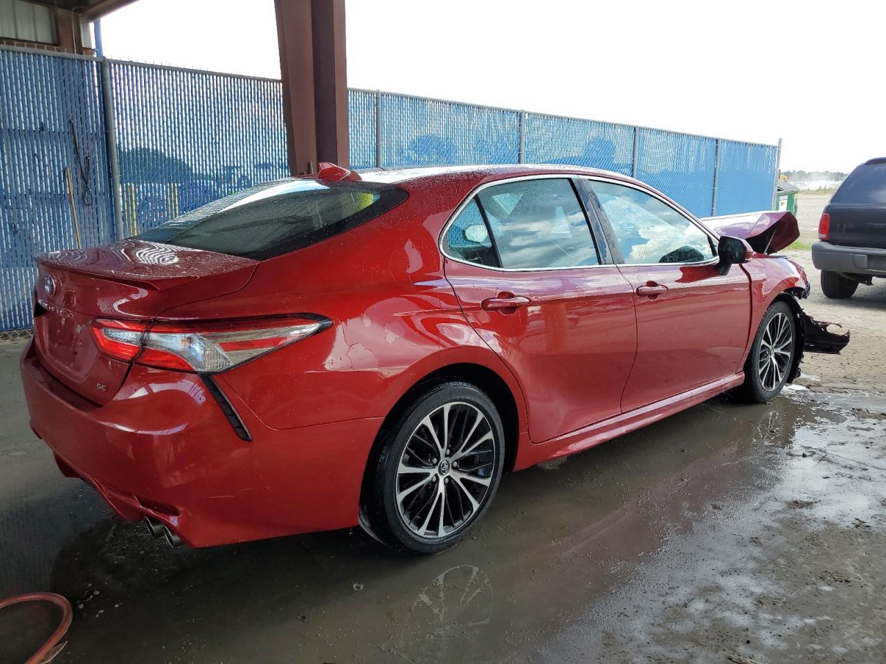 Obraz 3 z 2020 TOYOTA CAMRY SE 2020 z VIN 4T1G11AK6LU352221