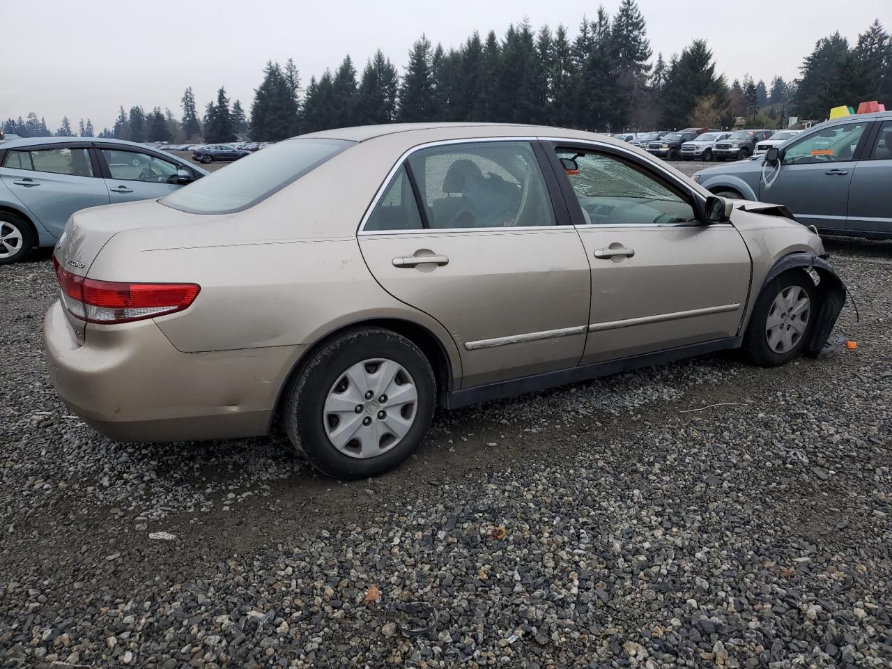 Image 3 of 2004 HONDA ACCORD LX 2004 with VIN JHMCM56314C037044