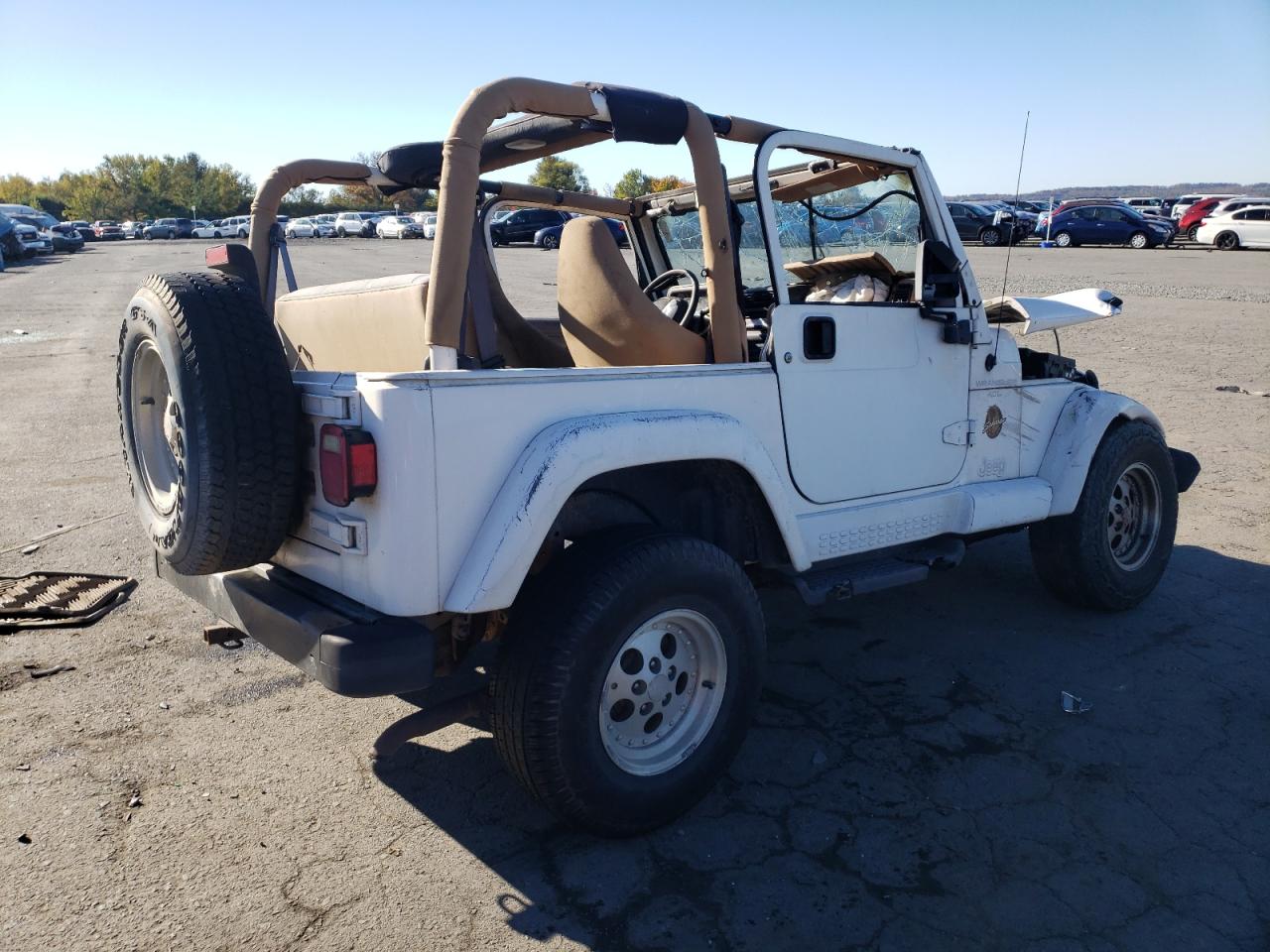 Изображение 3 1997 JEEP WRANGLER / TJ SAHARA 1997 с VIN 1J4FY49S2VP498192