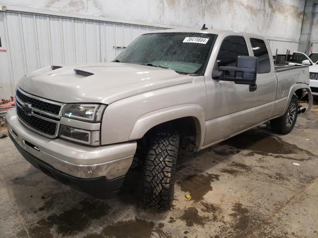 Image 1 of 2006 CHEVROLET SILVERADO K1500 2006 with VIN 1GCEK19B86Z240489