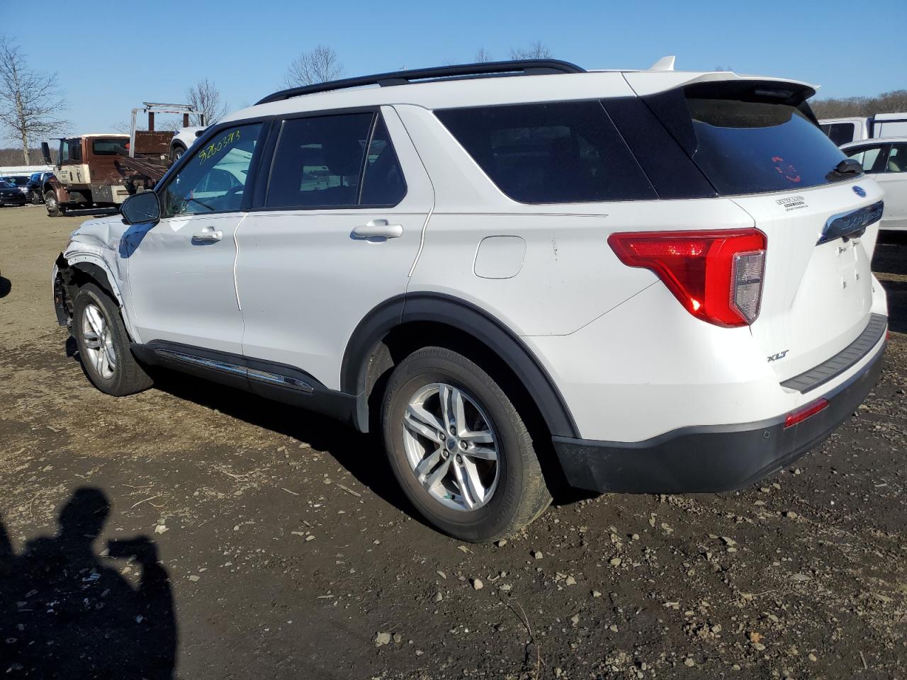 Изображение 2 2020 FORD EXPLORER XLT 2020 с VIN 1FMSK8DHXLGB00020