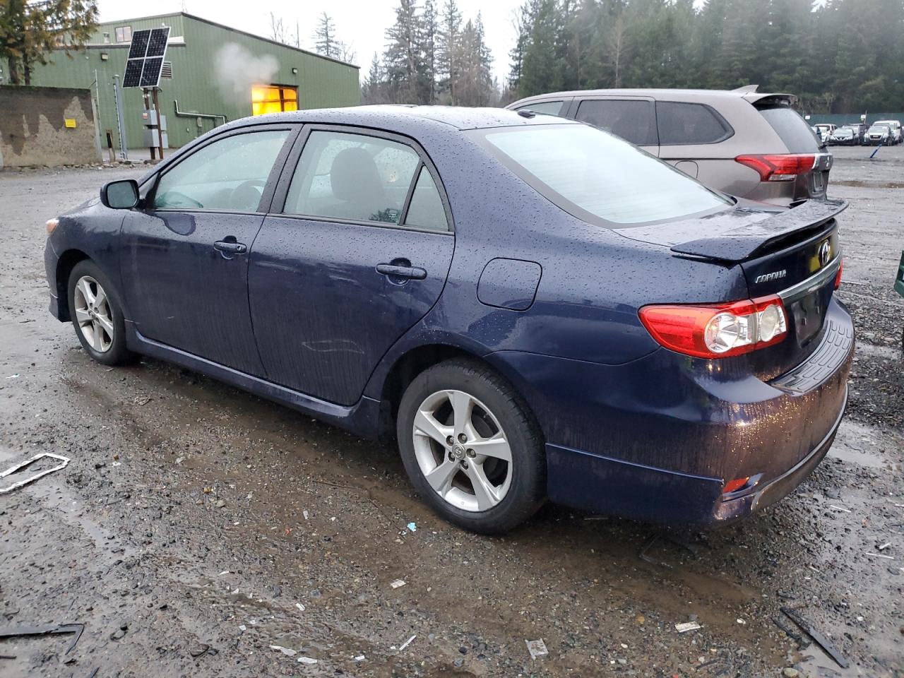 Obraz 2 z 2011 TOYOTA COROLLA BASE 2011 z VIN 2T1BU4EE5BC736921