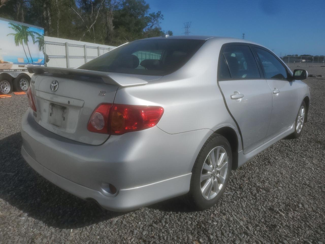 Image 3 of 2009 TOYOTA COROLLA BASE 2009 with VIN 2T1BU40E29C030068