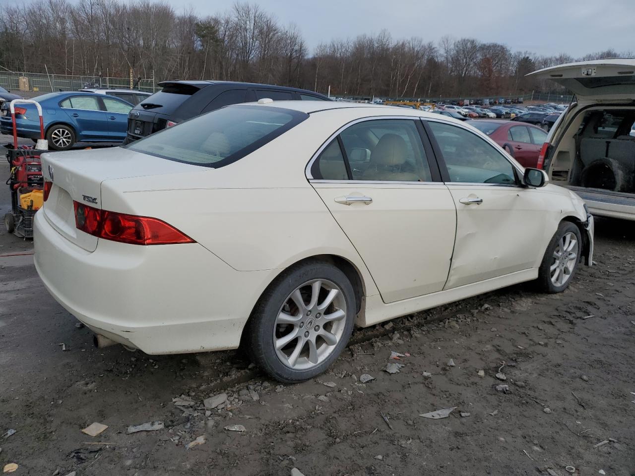 Image 3 of 2007 ACURA TSX  2007 with VIN JH4CL96807C017085