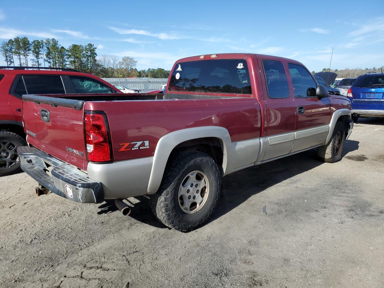 Obraz 3 z 2004 CHEVROLET SILVERADO K1500 2004 z VIN 1GCEK19T14Z343503