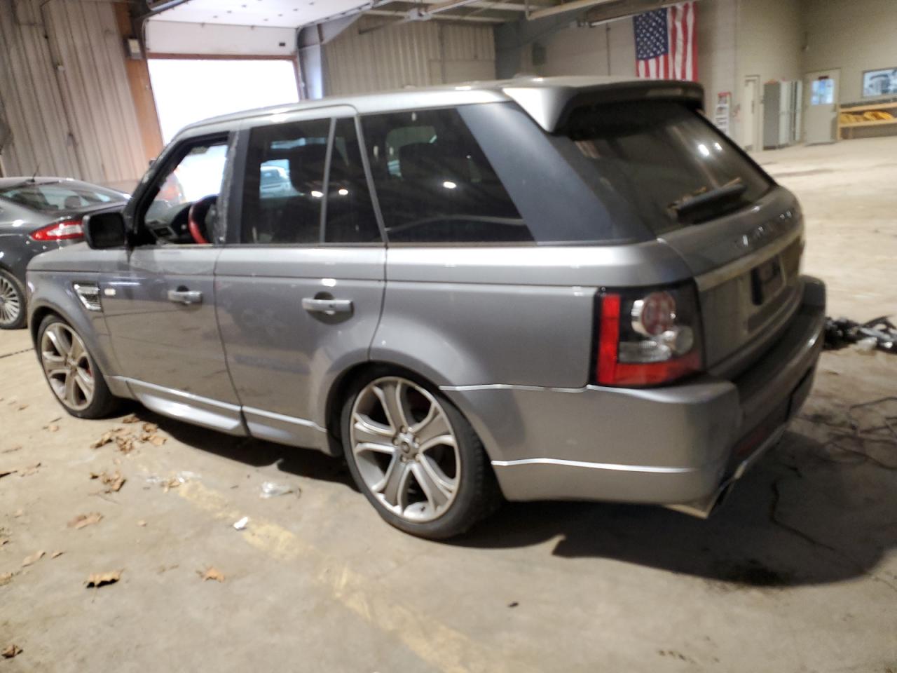 Image 2 of 2013 LAND ROVER RANGE ROVER SPORT AUTOBIOGRAPHY 2013 with VIN SALSP2E48DA786568