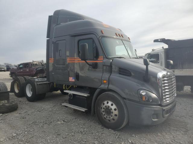 Image 1 of 2018 FREIGHTLINER CASCADIA 113  2018 with VIN 3AKJGHDV5JSJV6374
